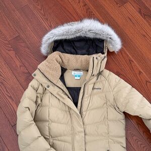Columbia Women's Beige Hooded Puffer Jacket